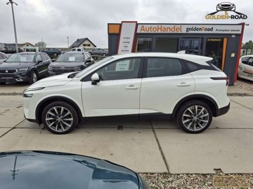 Nissan Qashqai III Crossover 1.3 DIG-T MHEV 140KM 2022 Nissan Qashqai 1,3 turbo 140KM klima kamera 360 navi alu perla oplacona, zdjęcie 8