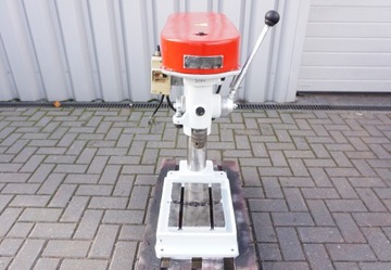WIERTARKA PIONOWA do DREWNA typ WS-15 MOC: 0,55kW 4-prędkości
