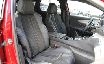 Peugeot 3008 II Plug-In Hybrid Facelifting 1.6 HYBRID4 300KM 2022 Peugeot 3008 1.6 PureTech Hybrid4 300KM PHEV GT Pack SS EAT8 Gwarancja od, zdjęcie 11