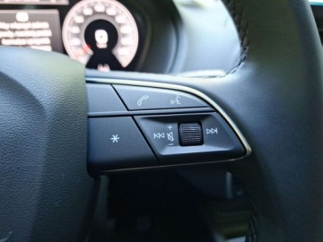 Audi Q2 SUV Facelifting 2.0 40 TFSI 190KM 2025 Audi Q2 FV, Audi Sound System, Pakiet Czern, Carplay, przygotowanie pod hak, zdjęcie 10