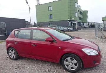 Kia Ceed I Hatchback 1.6 122KM 2007 Kia Ceed Kia Ceed 1.6 Benzyna 122KM, zdjęcie 4
