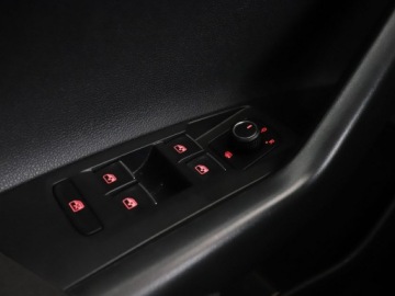 Volkswagen Polo VI GTI 2.0 TSI 200KM 2019 Volkswagen Polo DSG klima auto App-Connect /, zdjęcie 33