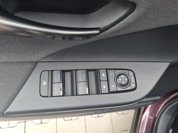 Toyota C-HR II SUV 1.8 Hybrid 140KM 2023 Toyota C-HR 1.8 Hybrid Style Toyota C-HR, Style 1,, zdjęcie 15