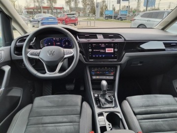 Volkswagen Touran III 1.5 TSI EVO 150KM 2025 Volkswagen Touran 1.5 TSI 150KM Highline DSG, Salo, zdjęcie 13