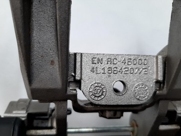 AUDI Q7 4L LOKETNÍ OPĚRKA KOŽENÝ