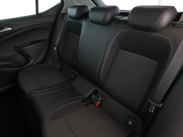 Opel Astra K Hatchback 5d 1.4 Turbo 150KM 2017 Opel Astra Innovation 150KM półskóra grzane, zdjęcie 16