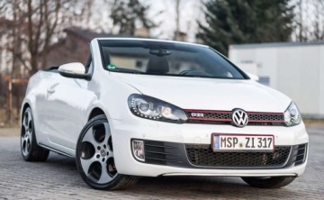 Volkswagen Golf VI Cabriolet 2.0 TSI GTI 210KM 2013 Volkswagen Golf Volkswagen Golf Cabrio GTI 2.0 Benzyna 210KM, zdjęcie 1