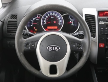 Kia Venga Mikrovan 1.4 CRDi WGT 90KM 2010 Kia Venga 1.4 CRDi, Salon Polska, Klima, zdjęcie 14