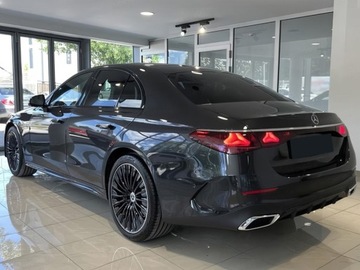 Mercedes Klasa E W214 Sedan 2.0 200 204KM 2024 MERCEDES-BENZ E Klasa 200 AMG Sedan 2.0 (204KM) 2024, zdjęcie 2