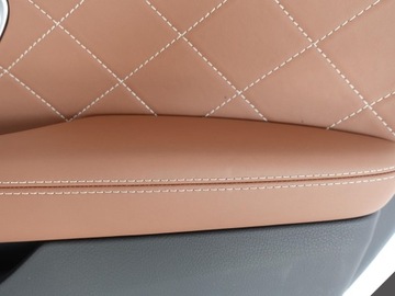 ОБИВКА MERCEDES C W205 DESIGNO AMG ПЕРЕДНЯЯ СПРАВА