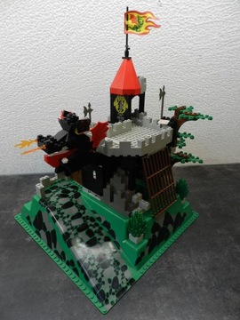 Lego 6082 Fire Breathing Fortress *Zamek *piraci *1993r *100%