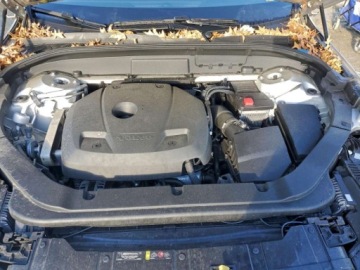 Volvo XC60 II Crossover T5 250KM 2020 Volvo XC 60 T5 R-Design 2020 2.0 Benzyna 250KM, zdjęcie 6