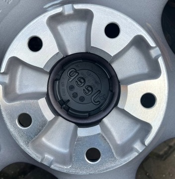 NOVÉ KOLA HLINÍK ZIMNÍ JEEP RENEGADE COMPASS 215/65R16 LASSA