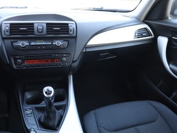 BMW Seria 1 E81/E87 Hatchback 3d E81 2.0 116d 115KM 2011 BMW 1 116d, Klima,ALU, zdjęcie 7