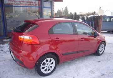 Kia Rio III Hatchback 3d 1.2 DOHC CVVT 85KM 2014 Kia Rio Kia Rio III Salon PL - serwis - I wlasciciel 1.2 Benzyna 85KM, zdjęcie 5
