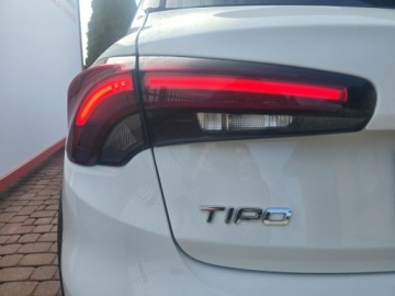 Fiat Tipo II Station Wagon Facelifting 1.5 Hybrid 130KM 2022 Fiat Tipo CROSS 1.5 HYBRID Automat DCT Salon, zdjęcie 28