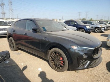 Maserati Levante 2022 Maserati Levante 2022, Modena, 3.0L, od ubezpieczalni 3.0 Benzyna 424KM, zdjęcie 2