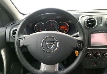 Dacia Sandero II Hatchback 5d TCe  90KM 2015 Dacia Sandero BDB stan - klima - hak - tempomat - czujniki z tylu Benzyna, zdjęcie 15