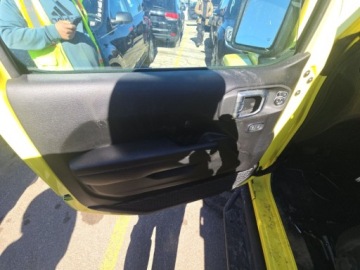 Jeep Gladiator 2023 Jeep Gladiator Sport S 2023 3.6 Benzyna 285KM, zdjęcie 11