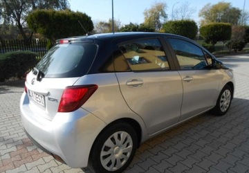 Toyota Yaris III Hatchback 5d Facelifting 1.0 VVT-i 69KM 2014 Toyota Yaris Toyota Yaris III BenzynaLPG 70KM, zdjęcie 3