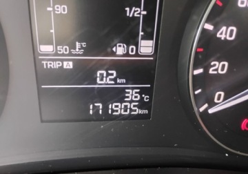 Hyundai i20 II 2016 Hyundai i20 112016r, 1.2 Benzyna. Lekko uszkodzony prawy bok. Jezdzi. 1.2, zdjęcie 12