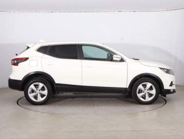 Nissan Qashqai II Crossover 1.2 DIG-T 115KM 2017 Nissan Qashqai 1.2 DIG-T, Salon Polska, zdjęcie 5