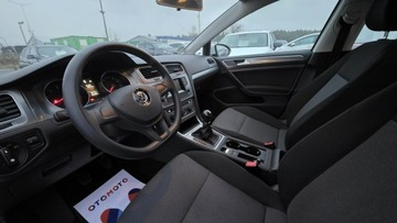 Volkswagen Golf VII Hatchback 3d 1.2 TSI 85KM 2014 Volkswagen Golf Mały Przebieg climatronic, zdjęcie 10