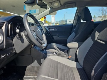 Toyota Auris II 2016 Toyota Auris Hybrid 135 Premium II (2012-), zdjęcie 14
