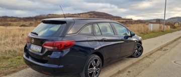 Opel Astra K Sports Tourer 1.6 CDTI 136KM 2018 Opel Astra 1.6 CDTI LED Tempomat Asys. Linii Klima 1.6 Diesel 136KM, zdjęcie 3