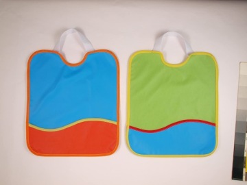 Ti-Tin 2 больших нагрудника с карманом