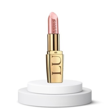 Avon Luxe Kremowa szminka z jedwabiem - Nude Slip