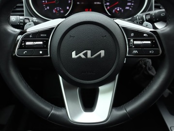 Kia Ceed III Hatchback Facelifting  1.5 T-GDI 160KM 2022 Kia Ceed 1.5 T-GDI MHEV, Salon Polska, zdjęcie 17