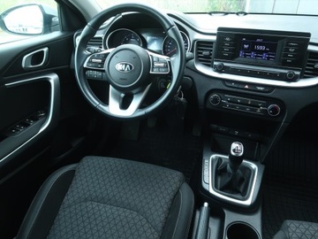 Kia Ceed III Kombi 1.6 CRDi 136KM 2021 Kia Ceed 1.6 CRDi MHEV, Salon Polska, zdjęcie 6