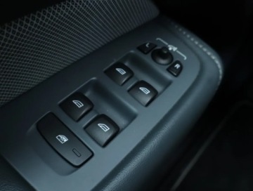 Volvo XC60 II Crossover T5 250KM 2019 Volvo XC60 B5 AWD, Salon Polska, Serwis ASO, 4X4, zdjęcie 15