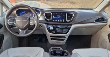 Chrysler Pacifica II 3.6 V6 291KM 2017 Chrysler Pacifica V6 291KM NaviPL El.DrzwiKlapa Kamera 3.6 Benzyna 291KM, zdjęcie 6