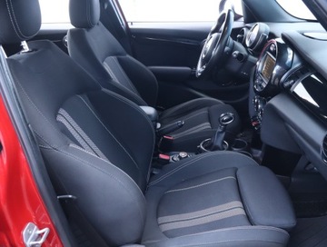 Mini Mini F56 Hatchback 1.5 136KM 2016 MINI 5-door Cooper, Automat, Navi, Klima, zdjęcie 8