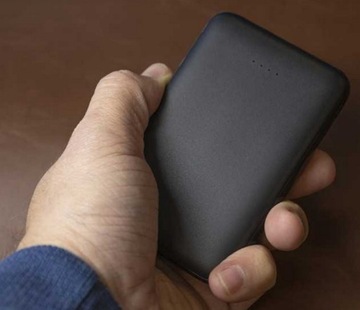 POWERBANK 5000 мАч 2,1 А Сверхтонкое ТУРБО ЗАРЯДНОЕ УСТРОЙСТВО