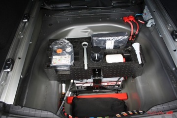 Jaguar F-Pace SUV 3.0 TDV6 300KM 2018 Jaguar F-Pace 3,0 D tylko 43t.km. R-SPORT 300KM kamera pdc 3.0 Diesel, zdjęcie 36