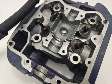 Головка клапанов Suzuki DR 750 DR 800