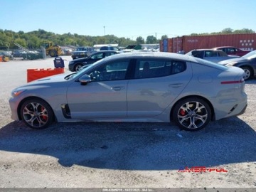 Kia Stinger Liftback 3.3 T-GDi 366KM 2018 Kia Stinger 2018 r., 3,3 L GT 2 AWD 3.3 Benzyna 365KM, zdjęcie 14