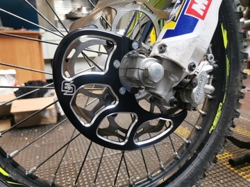Крышка переднего тормозного диска KTM Husqvarna Gas Gas