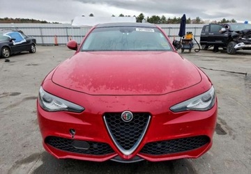 Alfa Romeo Giulia 2018 Alfa Romeo Giulia Auta z USA - Zapytaj o wiecej ofert 2.0 Benzyna 280KM, zdjęcie 2