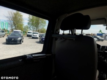 Volkswagen Caravelle T5 Caravelle Facelifting długi rozstaw osi 2.0 TDI 140KM 2010 Volkswagen Transporter dla osoby niepełnosprawnej, zdjęcie 16