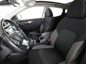 Nissan Qashqai II Crossover Facelifting 1.3 DIG-T  160KM 2020 Nissan Qashqai NConnecta 159KM automat panorama, zdjęcie 12