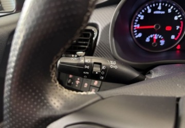 Kia Rio IV Hatchback 5d Facelifting 1.0 T-GDI 100KM 2023 Kia Rio VAT 23 GT-line 1.0T-GDI 100KM DCT 2023 r., salon PL, I wlasciciel, zdjęcie 9
