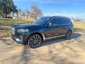 BMW X7 2022 BMW X7 xDrive40i 2022 3.0 Benzyna 335KM, zdjęcie 1