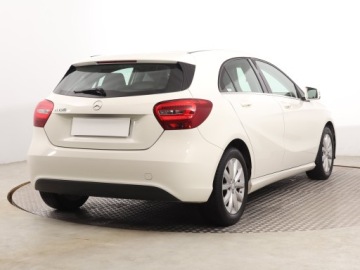 Mercedes Klasa A W176 Hatchback 5d Facelifting 180 122KM 2016 Mercedes A A 180, Salon Polska, 1. Właściciel, zdjęcie 4