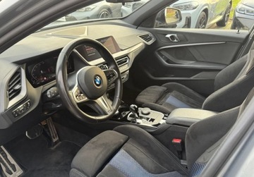 BMW Seria 1 F40 2023 BMW Seria 1 Salon PolskaFV23ASO 1.5 Benzyna 140KM, zdjęcie 4