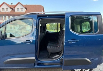 Opel Combo E Kombivan 1.2 Turbo 110KM 2020 Opel Combo Opel Combo 1.2 Turbo StartStop Innovation 1.2 Benzyna 110KM, zdjęcie 16