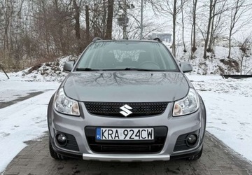 Suzuki SX4 I Hatchback Facelifting 2.0 DDiS 135KM 2011 Suzuki SX4 Suzuki SX4 2.0 DDiS Premium 4WD 2.0 Diesel 135KM, zdjęcie 2